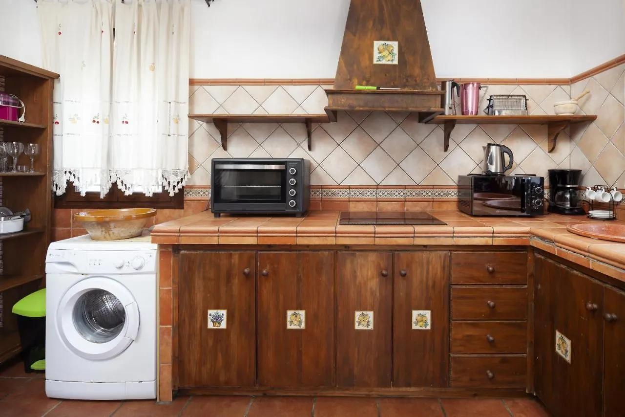 Casa Rural Los Hidalgos Totalan 0*,